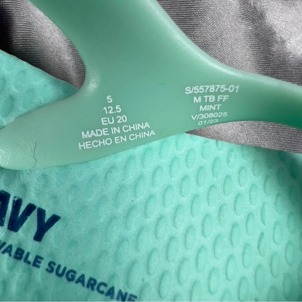 Old Navy nwot shown